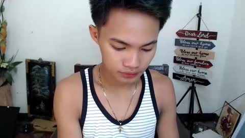 asian_lover05 online show from 28, 10, 2025