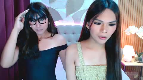 Snapshot of asian_mooreen chatting on 25, 4, 2026 mooreen online show from 25, 4, 2026
