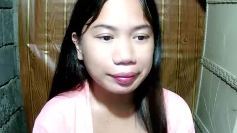 Snapshot of asian_ruby143 chatting on 23, 5, 2026 YOURE ASIAN PRETTY GIRL online show from 23, 5, 2026