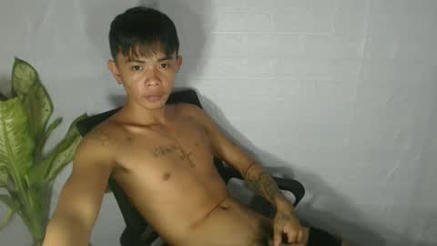 Snapshot of asian_utogxxx chatting on 21, 2, 2026 angello abayon online show from 21, 2, 2026
