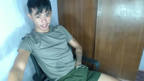 Snapshot of asian_utogxxx chatting on 28, 2, 2026 angello abayon online show from 28, 2, 2026
