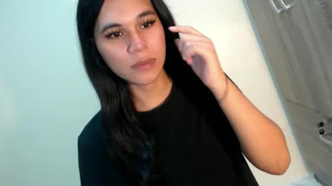 Snapshot of asianblk_barbiedoll chatting on 24, 3, 2026 asianblk_barbiedoll online show from 24, 3, 2026