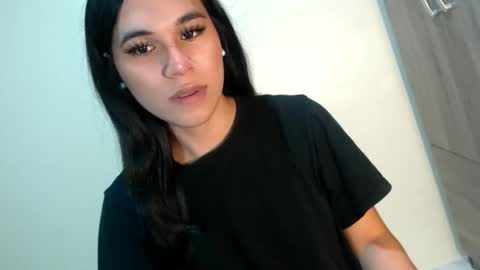 Snapshot of asianblk_barbiedoll chatting on 25, 3, 2026 asianblk_barbiedoll online show from 25, 3, 2026