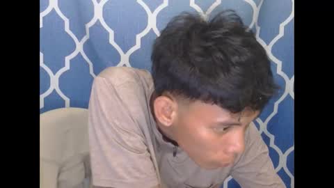 Snapshot of asiancockinsan chatting on 1, 4, 2026 Isan online show from 1, 4, 2026