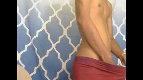 Snapshot of asiancockinsan chatting on 5, 4, 2026 Isan online show from 5, 4, 2026