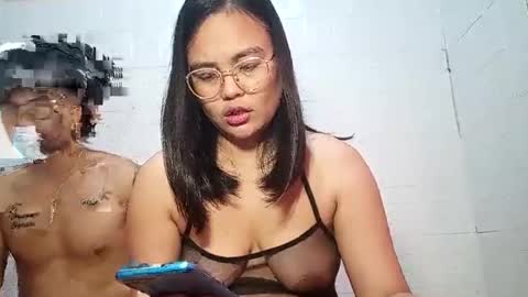 asiancoupleph online show from 28, 1, 2025