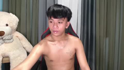 Snapshot of asianhunk_zam chatting on 4, 1, 2025 Zam online show from 4, 1, 2025