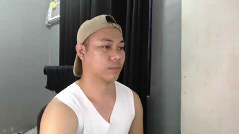 Snapshot of asianlatinoboy chatting on 28, 7, 2026 Josh online show from 28, 7, 2026