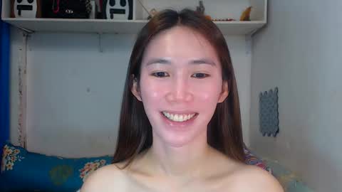 Snapshot of asianqt19 chatting on 18, 5, 2026 J A D E online show from 18, 5, 2026