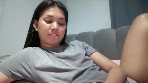 Snapshot of asiansweet_lily chatting on 9, 6, 2026 Lily online show from 9, 6, 2026