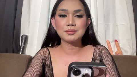 Snapshot of asiansweet_lily chatting on 18, 6, 2026 Lily online show from 18, 6, 2026