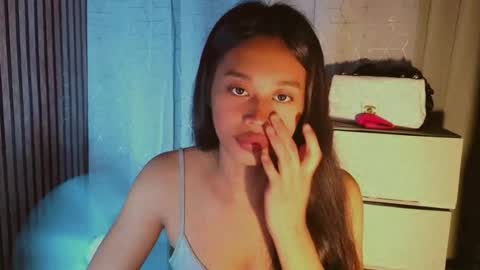 Snapshot of asiantreasures chatting on 14, 6, 2026 kisses online show from 14, 6, 2026