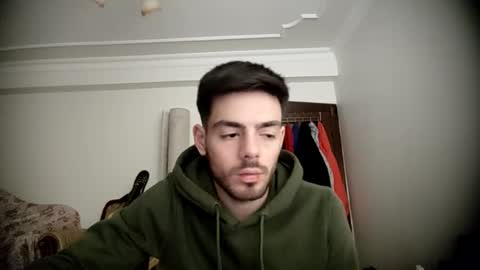 Snapshot of asihandsome06 chatting on 25, 1, 2025 asihandsome06 online show from 25, 1, 2025