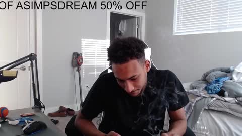 Snapshot of asimpsdream chatting on 29, 9, 2025 asimpsdream online show from 29, 9, 2025