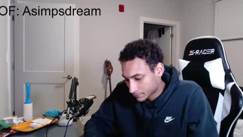 Snapshot of asimpsdream chatting on 7, 4, 2026 asimpsdream online show from 7, 4, 2026