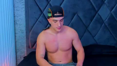 Snapshot of aslanfox1 chatting on 14, 9, 2025 Aslan online show from 14, 9, 2025