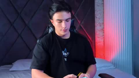 Snapshot of aslanfox1 chatting on 21, 10, 2025 Aslan online show from 21, 10, 2025