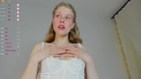 Snapshot of ass_latte chatting on 24, 1, 2025 Sasha online show from 24, 1, 2025