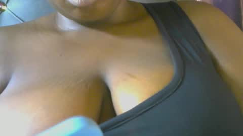 Snapshot of ass_playbuttom chatting on 20, 12, 2025 assplaybuttom online show from 20, 12, 2025