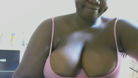 Snapshot of ass_playbuttom chatting on 21, 12, 2025 assplaybuttom online show from 21, 12, 2025