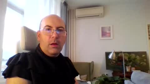 Snapshot of assbitch189 chatting on 8, 11, 2025 assbitch189 online show from 8, 11, 2025