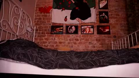 Eva online show from 6, 11, 2025