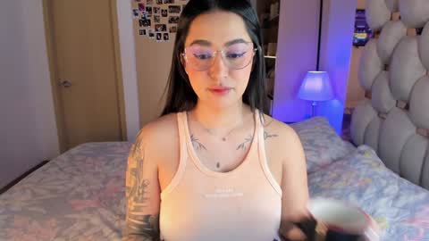 Snapshot of asshley__ chatting on 28, 1, 2025 Ashley online show from 28, 1, 2025