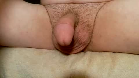 Snapshot of assholelvr4u chatting on 5, 7, 2026 assholelvr4u online show from 5, 7, 2026