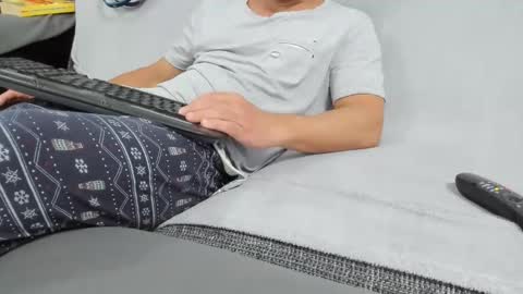 Snapshot of asshunnter chatting on 4, 4, 2026 MARCO online show from 4, 4, 2026