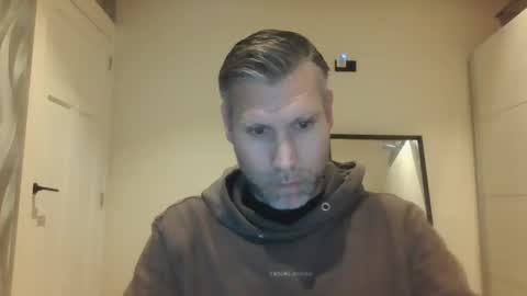 Assmani28 online show from 14, 12, 2024