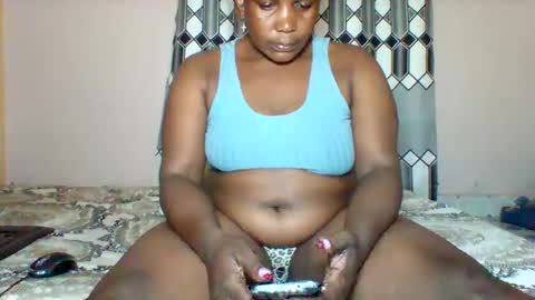 Snapshot of assqueen4 chatting on 8, 1, 2026 FLORAH DANIEL online show from 8, 1, 2026
