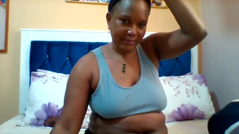 Snapshot of assqueen4 chatting on 23, 7, 2026 FLORAH DANIEL online show from 23, 7, 2026