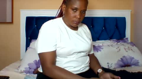 Snapshot of assqueen4 chatting on 27, 7, 2026 FLORAH DANIEL online show from 27, 7, 2026