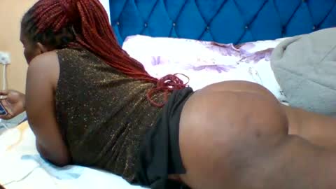 Snapshot of assqueen4 chatting on 28, 7, 2026 FLORAH DANIEL online show from 28, 7, 2026