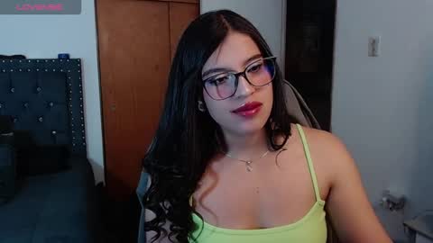 Snapshot of assu_18 chatting on 18, 12, 2025 Ash online show from 18, 12, 2025