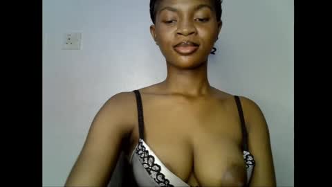 Snapshot of assy_ebony chatting on 20, 4, 2026 Lily online show from 20, 4, 2026