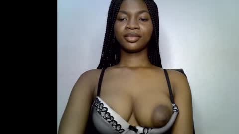 Snapshot of assy_ebony chatting on 28, 4, 2026 Lily online show from 28, 4, 2026
