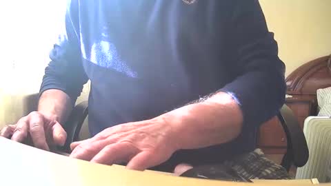 Snapshot of astelover chatting on 31, 12, 2024 astelover online show from 31, 12, 2024