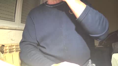 Snapshot of astelover chatting on 31, 12, 2024 astelover online show from 31, 12, 2024