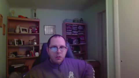 Snapshot of astg94 chatting on 7, 11, 2025 Andrew or Smiley Read the message in bold above the bio design for info on the situation. online show from 7, 11, 2025