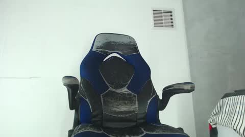 Aston  online show from 20, 10, 2025