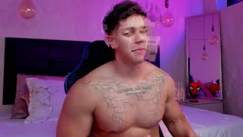 Snapshot of astonhills chatting on 9, 4, 2026 astonhills online show from 9, 4, 2026