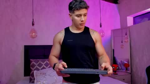 Snapshot of astonhills chatting on 10, 4, 2026 astonhills online show from 10, 4, 2026