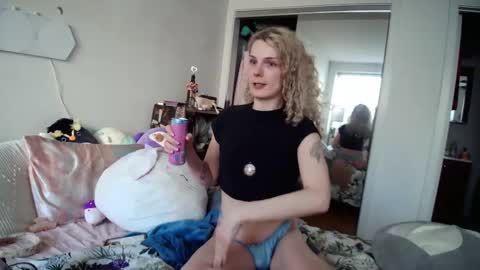 AstoriaLove online show from 12, 3, 2025