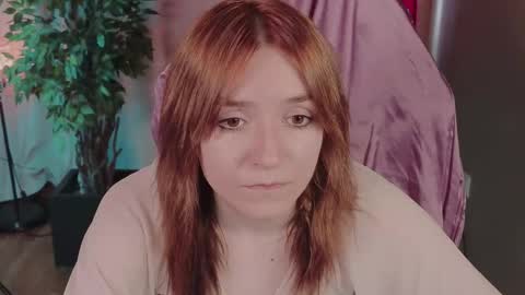 Snapshot of astra_lis chatting on 24, 9, 2025 Astra online show from 24, 9, 2025