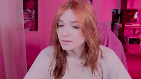 Snapshot of astra_lis chatting on 14, 11, 2025 Astra online show from 14, 11, 2025