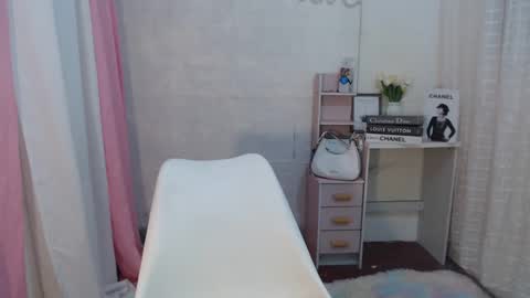 Anna online show from 14, 2, 2025