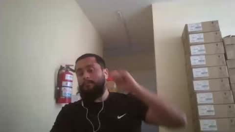 Snapshot of astro_boy_01 chatting on 24, 4, 2026 astro_boy_01 online show from 24, 4, 2026