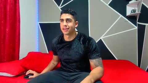 Snapshot of astromgrey chatting on 31, 1, 2025 Astrom model independent online show from 31, 1, 2025