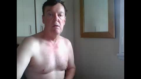 Snapshot of astute008 chatting on 13, 3, 2026 astute008 online show from 13, 3, 2026